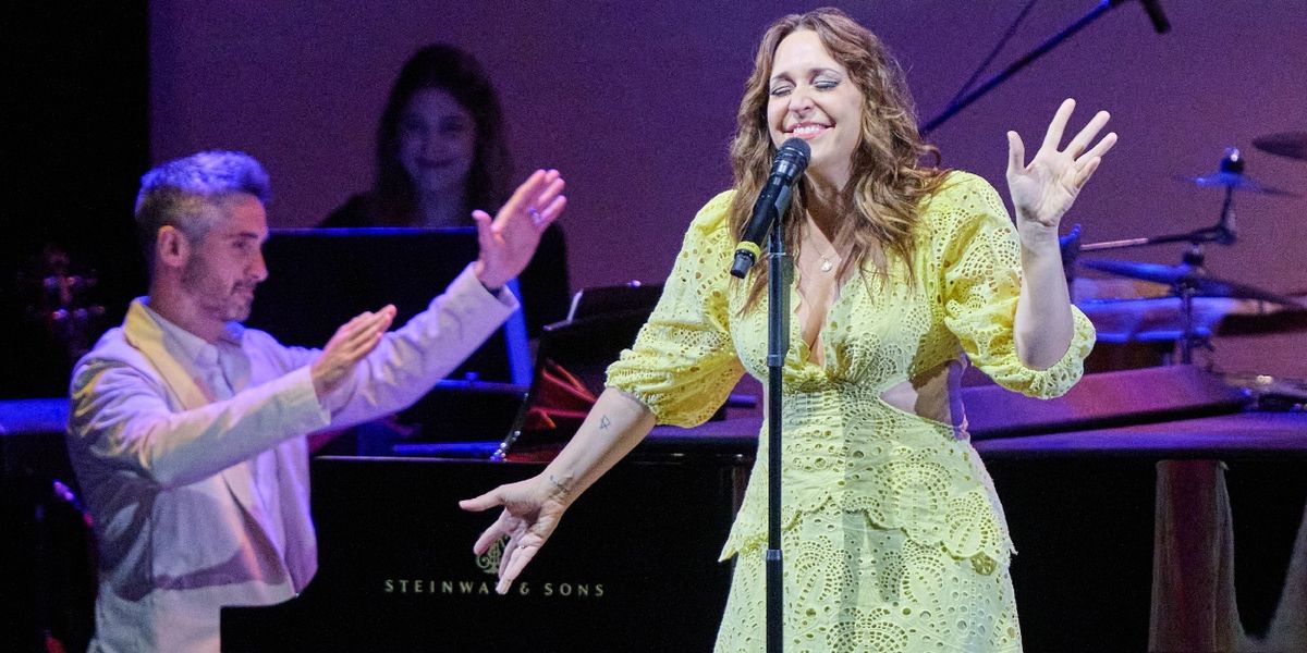 Review: Jessica Vosk Pure Medical Grade Magic In CALIFORNIA DREAMIN' at 92NY