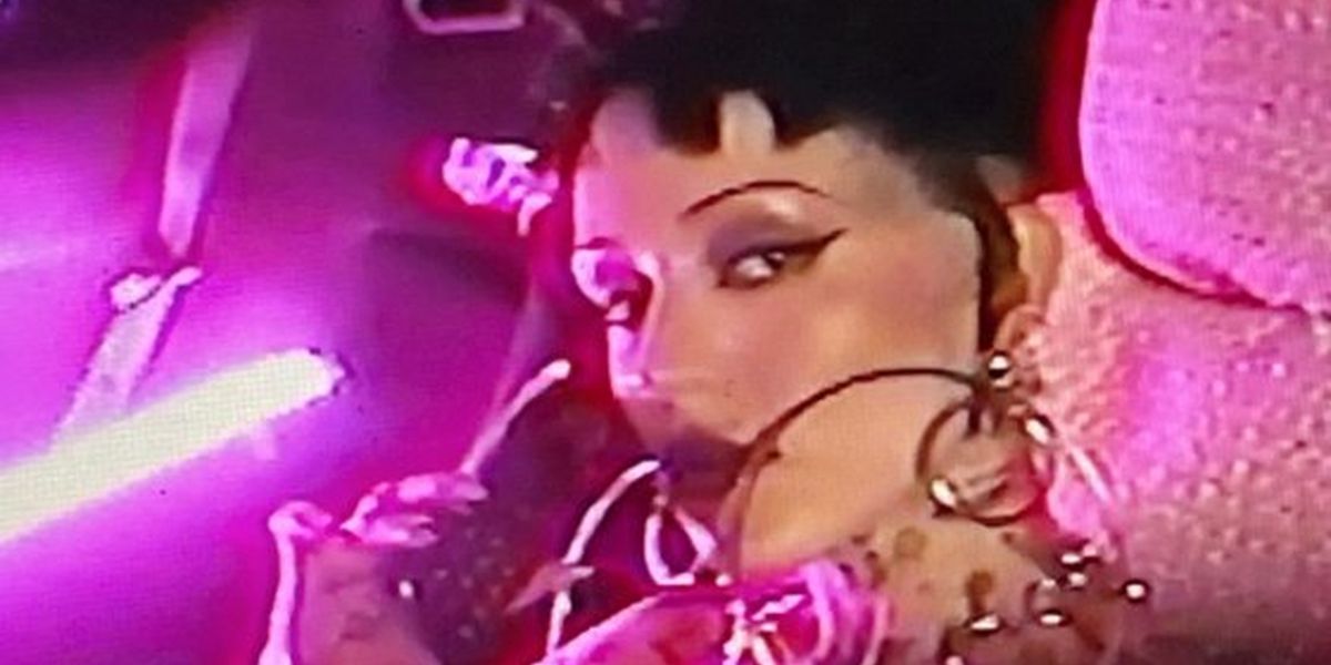 Brooke Candy Returns With New Single 'Flip Phone'