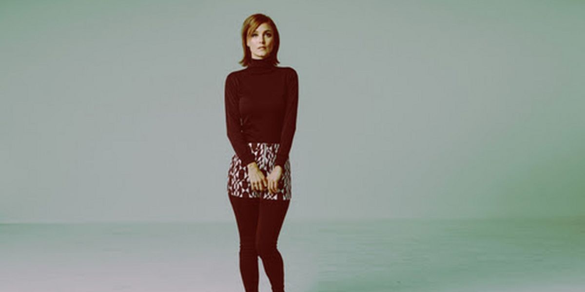 Jill Andrews Release New Single 'Wrong Place, Wrong Time'