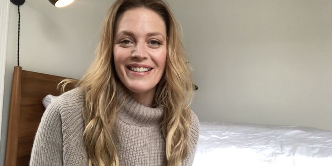 Living Room Concerts: JAGGED LITTLE PILL's Elizabeth Stanley