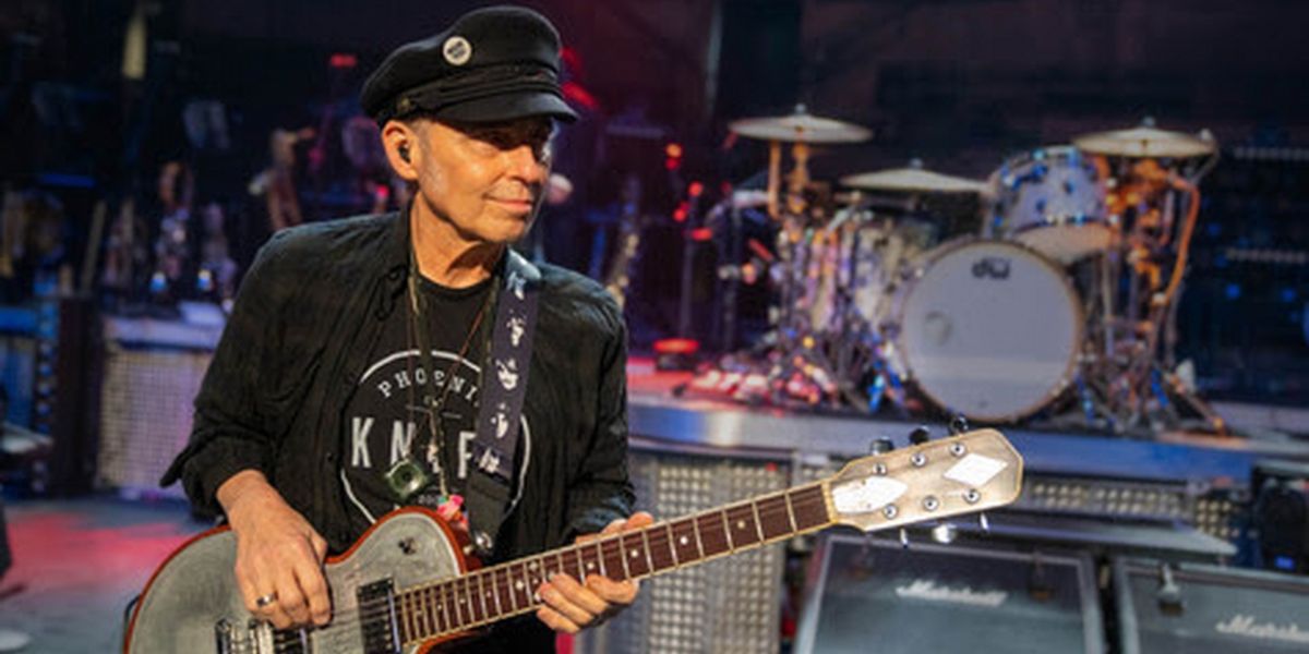 Nils Lofgren Salutes Charlie Watts In New Single 'Won't Cry No More (For Charlie Watts)'