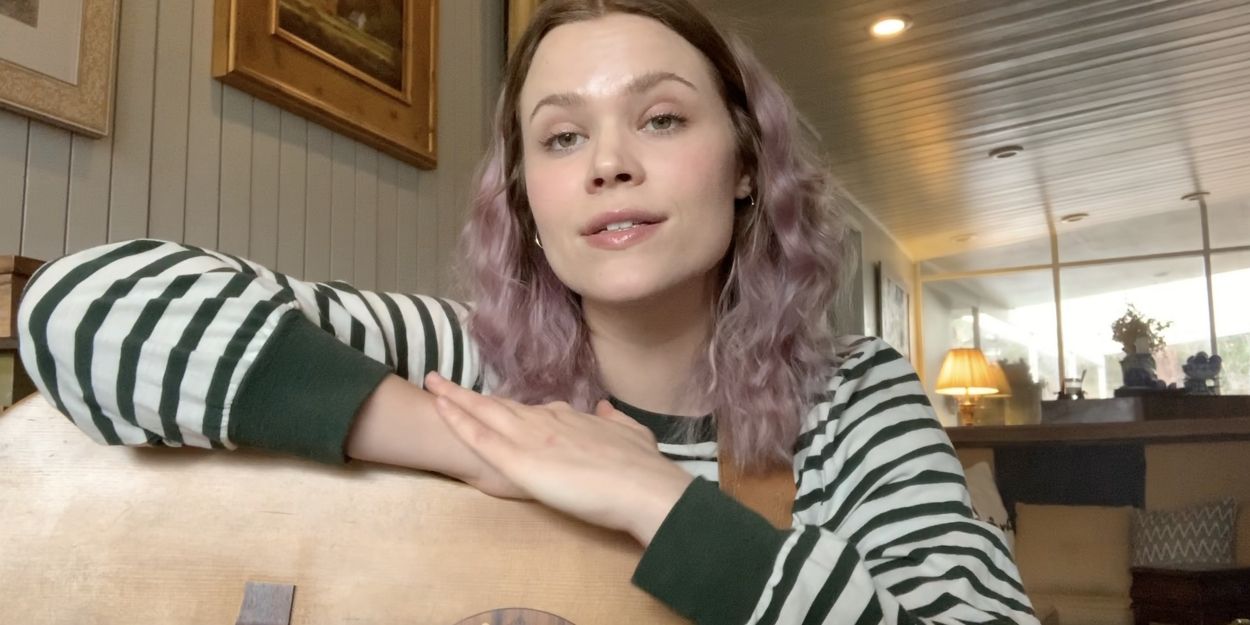 Living Room Concerts: JAGGED LITTLE PILL'S Jane Bruce Sings A Carole King Tune! Video