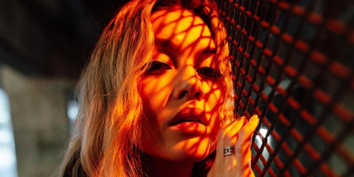 DYLYN Announces Debut Full-Length Album 'The Sixty90s'