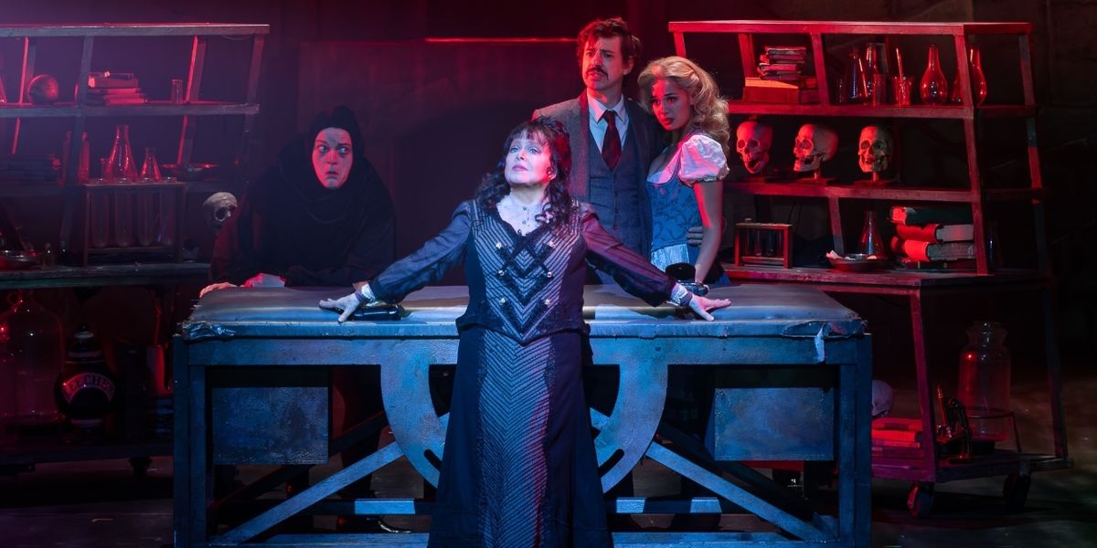 Review: Sally Struthers and Company Revive Mel Brooks' YOUNG FRANKENSTEIN to Glorious Life in La Mirada