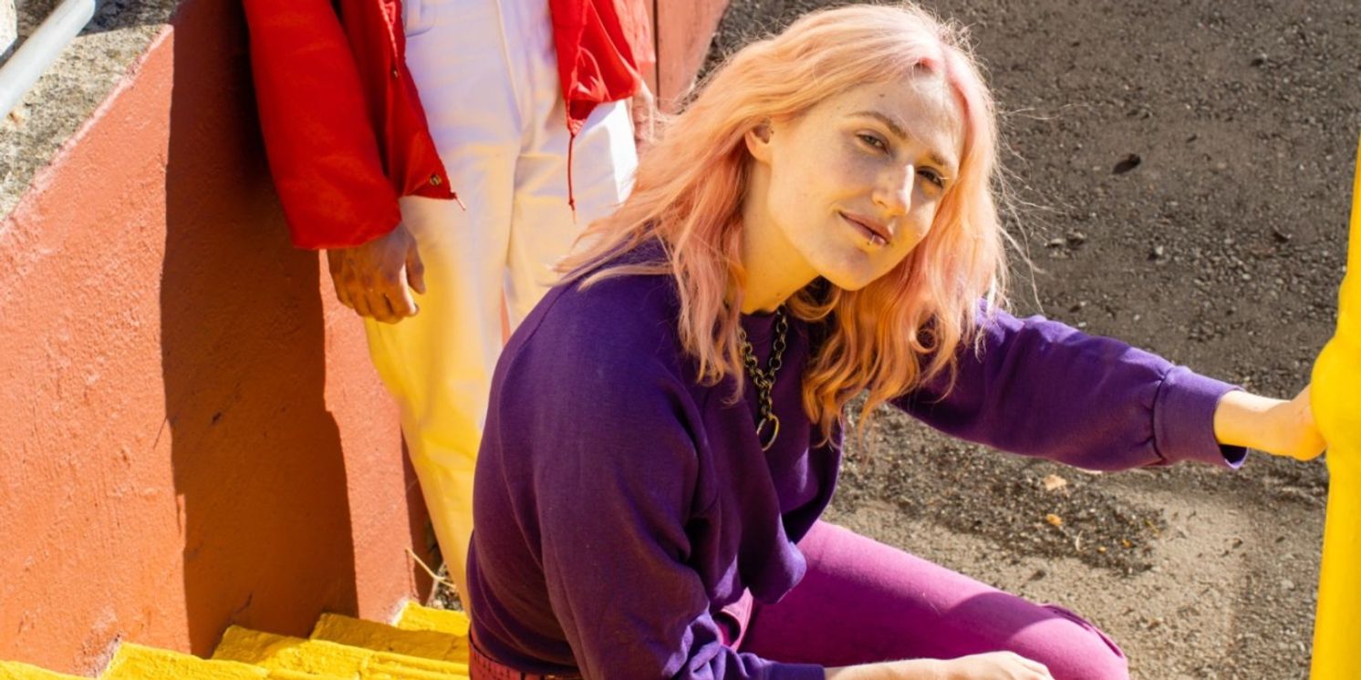 Oakland's abracadabra Announce Upcoming LP 'shapes & colors'  Image