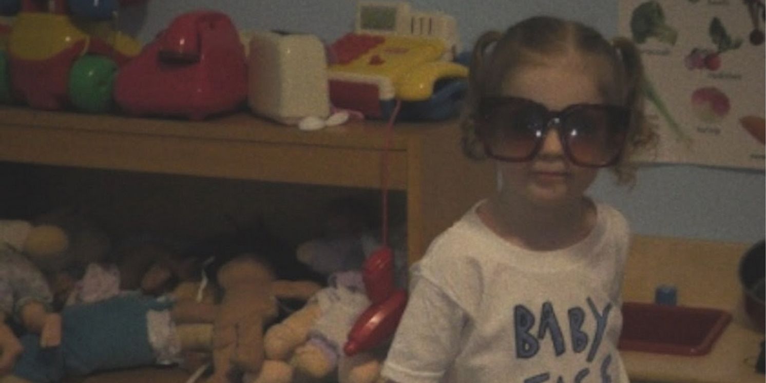 Sorry Mom Releases 'Teeth' Single  Image