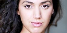 Phoebe Ellabani Talks PETER PAN GOES WRONG UK Tour
