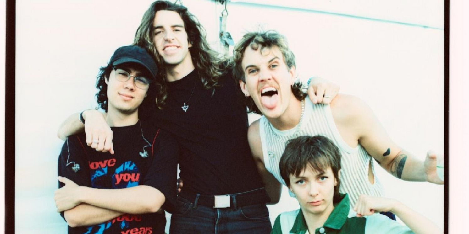 SPACEY JANE Release 'Here Comes Everybody' Deluxe  Image