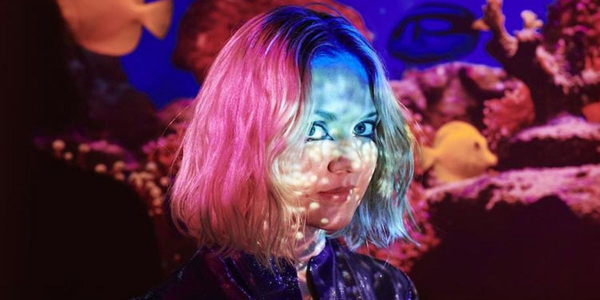 Kate Davis Shares 'Call Home' From New Album 'Fish Bowl'