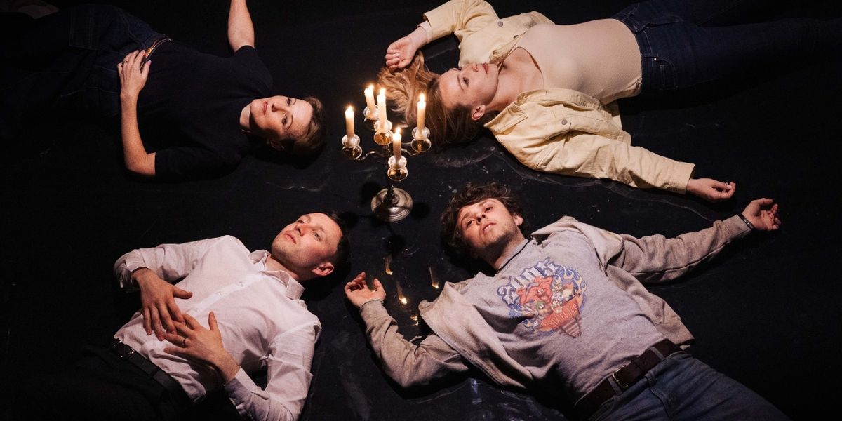 Review: LEAVES OF GLASS, Park Theatre