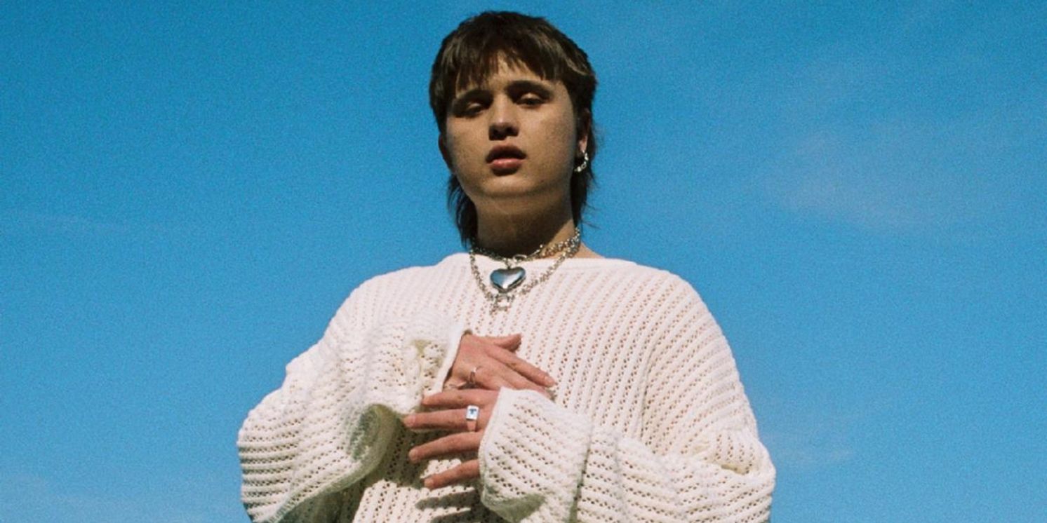 Rising Alternative Artist John-Robert Drops New Single 'Waistbin'  Image