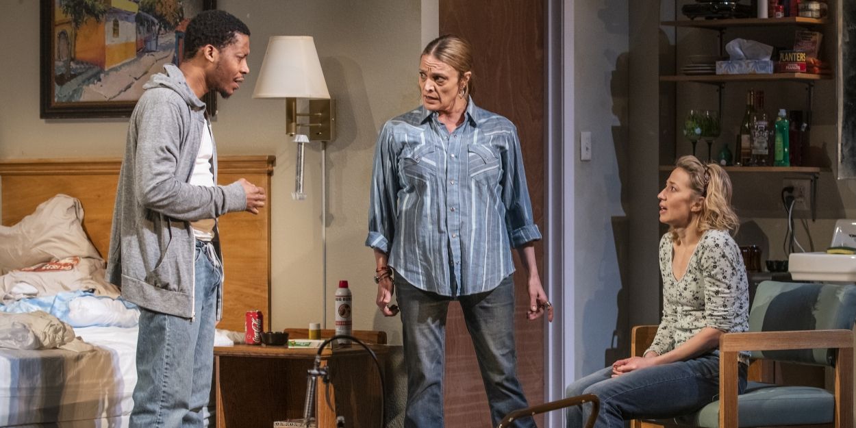 VIDEO: Steppenwolf Theatre Company Presents Tracy Letts' BUG Video