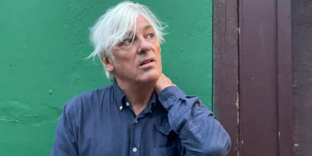 Robyn Hitchcock Shares New Single 'The Raging Muse'