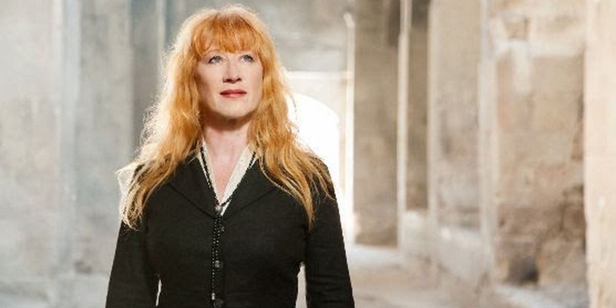 Loreena McKennitt Announces 'Under a Winter's Moon' Album