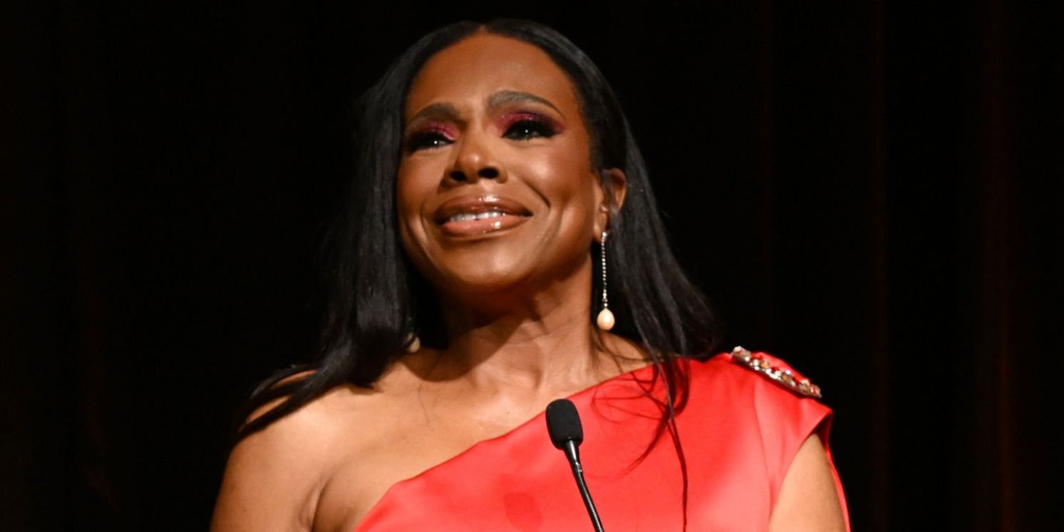 Sheryl Lee Ralph Honored at The Elizabeth Taylor Ball to End AIDS  Image