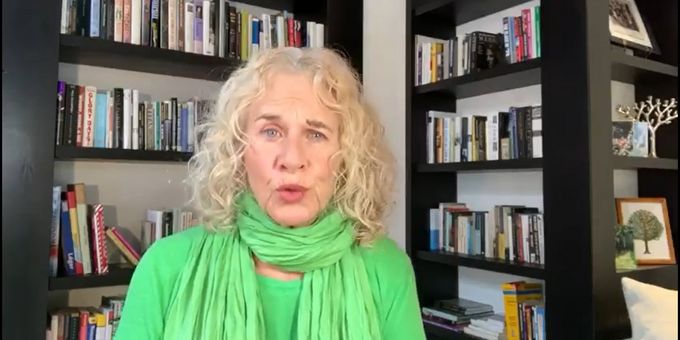 VIDEO: Watch Carole King Sing 'So Far Away'