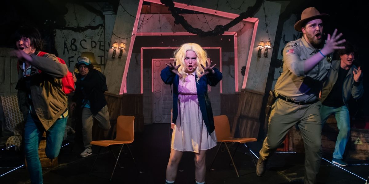 Review: STRANGER SINGS!, The Vaults