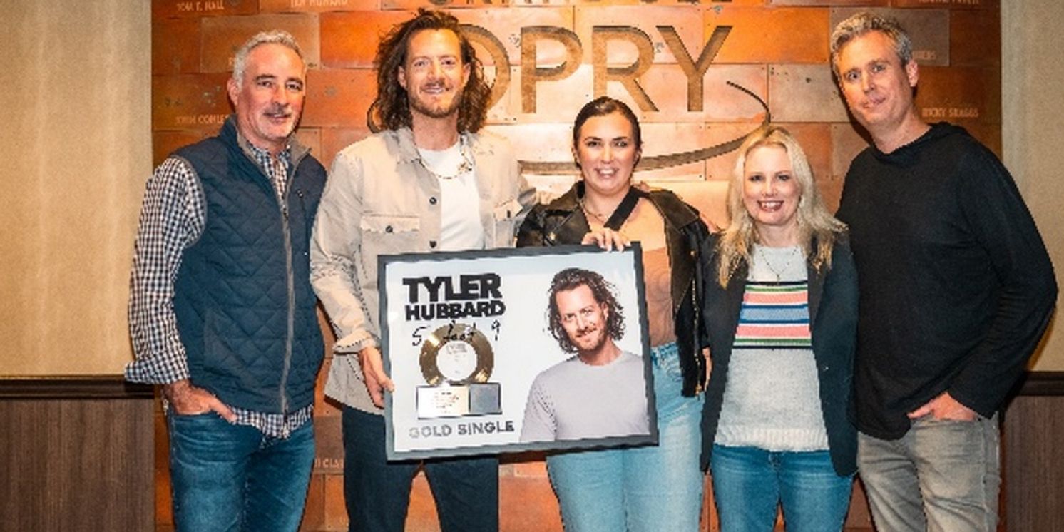 Tyler Hubbard Scores No.1 With Debut Solo Single '5 Foot 9'  Image