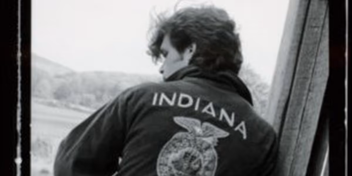 John Mellencamp Shares Previously Unreleased Song 'Smart Guys'