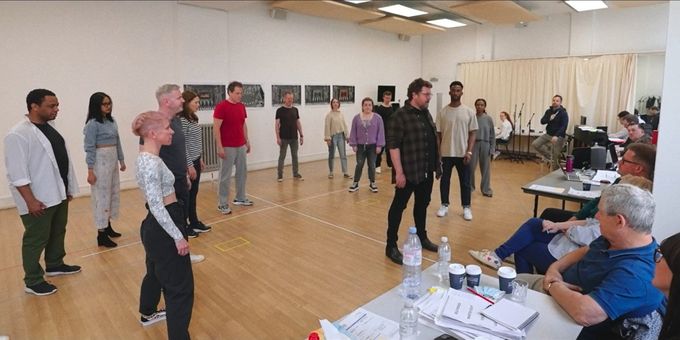 VIDEO: Go Inside Rehearsals for SONDHEIM'S OLD FRIENDS Starring Michael Ball, Hannah Waddingham, Judi Dench & More
