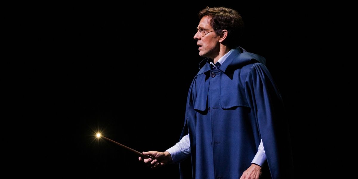 HARRY POTTER AND THE CURSED CHILD Announces Contest to Win Harry's Glasses and Wand from Production