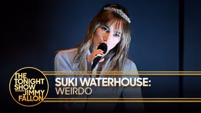 Suki Waterhouse Performs New Track 'Weirdo' on THE TONIGHT SHOW