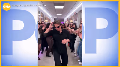 Tom Cruise Busts a Move in JENNIFER HUDSON Show's Spirit Tunnel