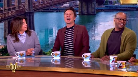 Zach Braff And Donald Faison Talk SCRUBS Bond And Podcast Return On THE VIEW Photo