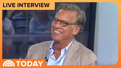 Aaron Sorkin Says THE SOCIAL RECKONING Isn't Political, Reveals Jeremy Strong Stayed in Ch Photo