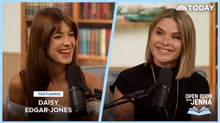 Daisy Edgar-Jones on Sisterhood Behind SENSE AND SENSIBILITY