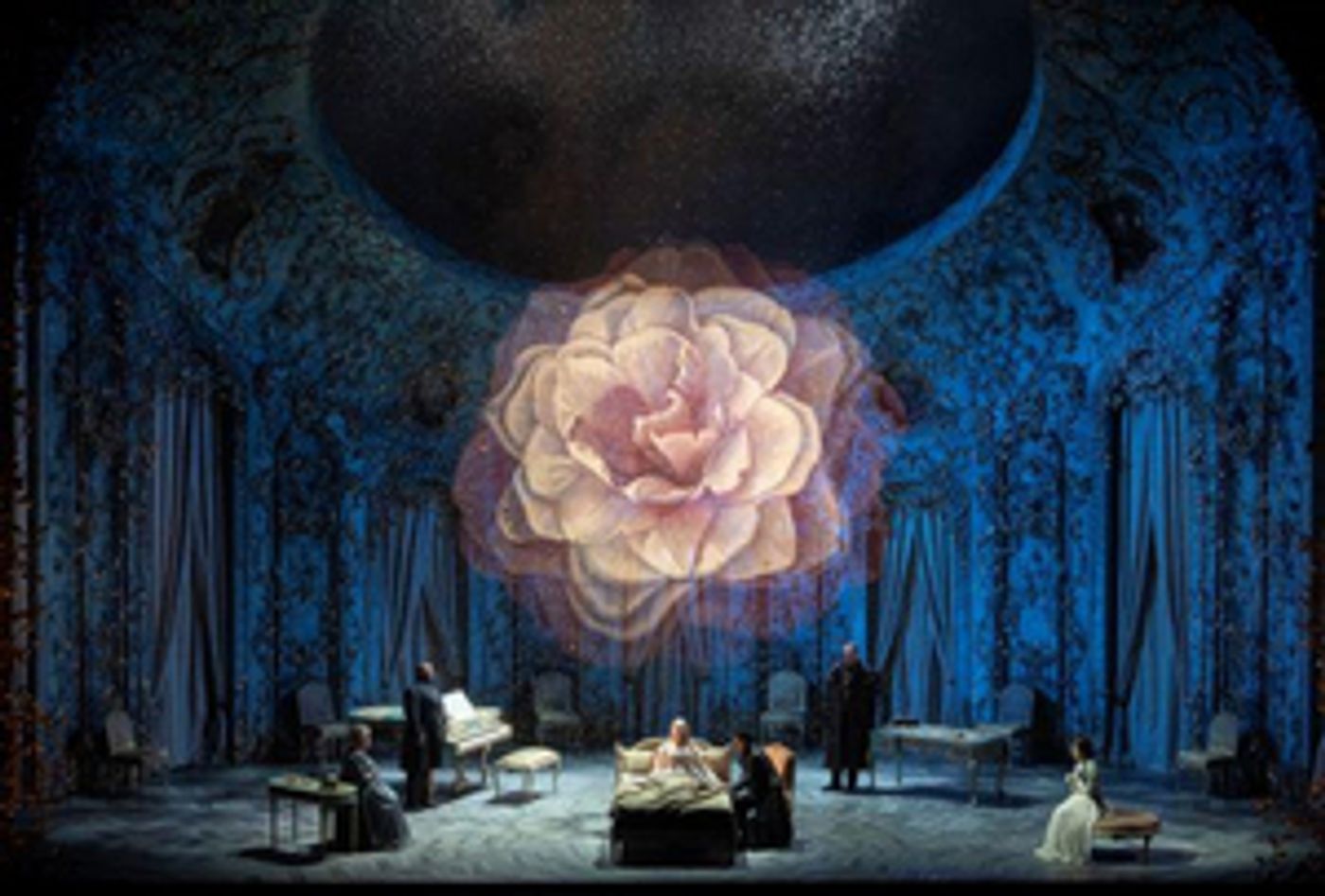 Warner Theatre To Screen THE MET: LIVE IN HD PRESENTS VERDI'S ﻿LA TRAVIATA  Image