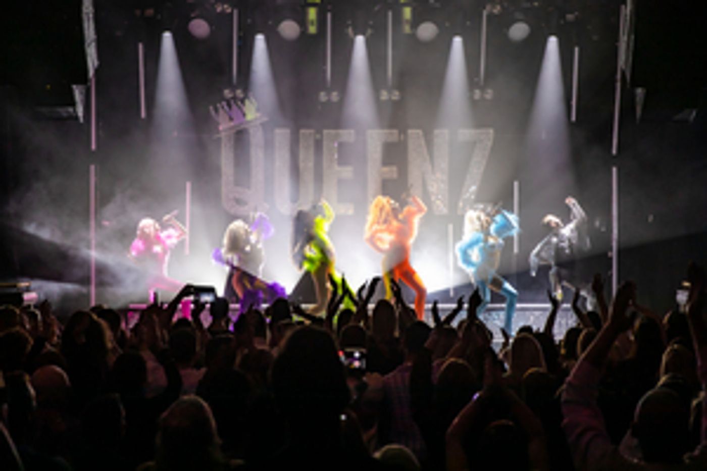 QUEENZ – THE SHOW WITH BALLS Comes to the Arts Theatre Next Month  Image