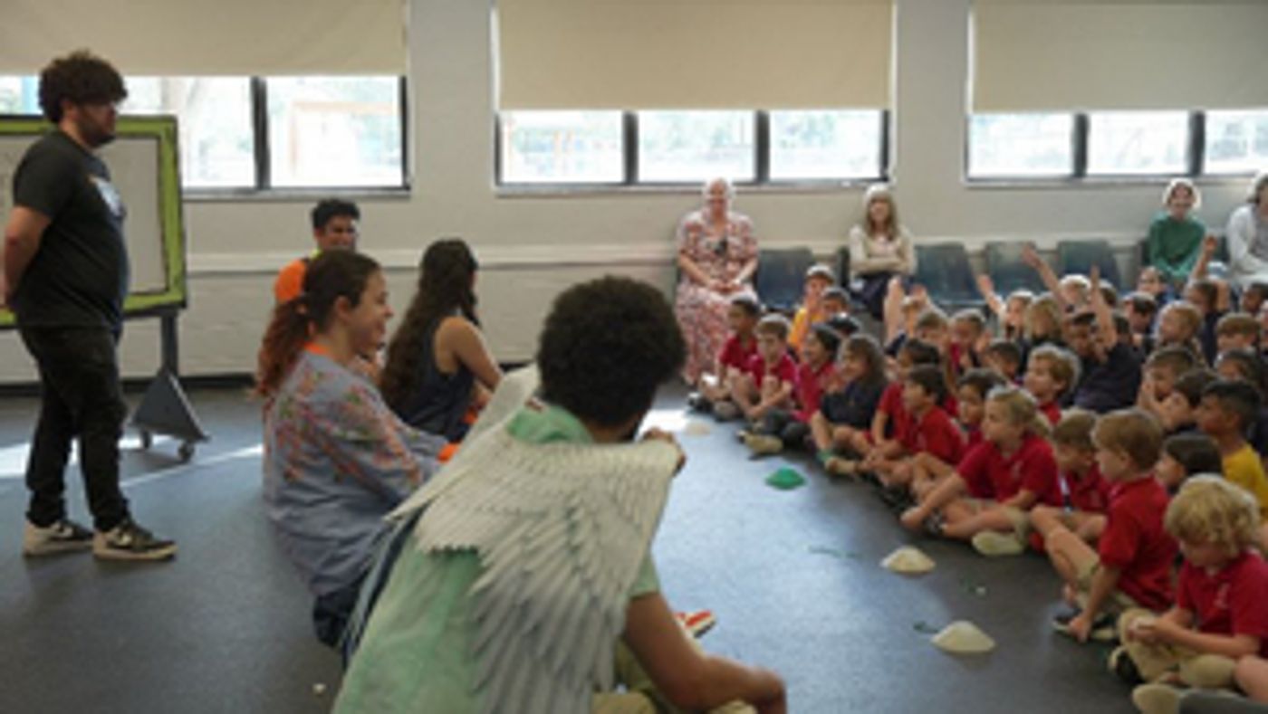 Hillsborough County Students Come to Tampa Theatre for American Stage Bilingual Kids Show  Image