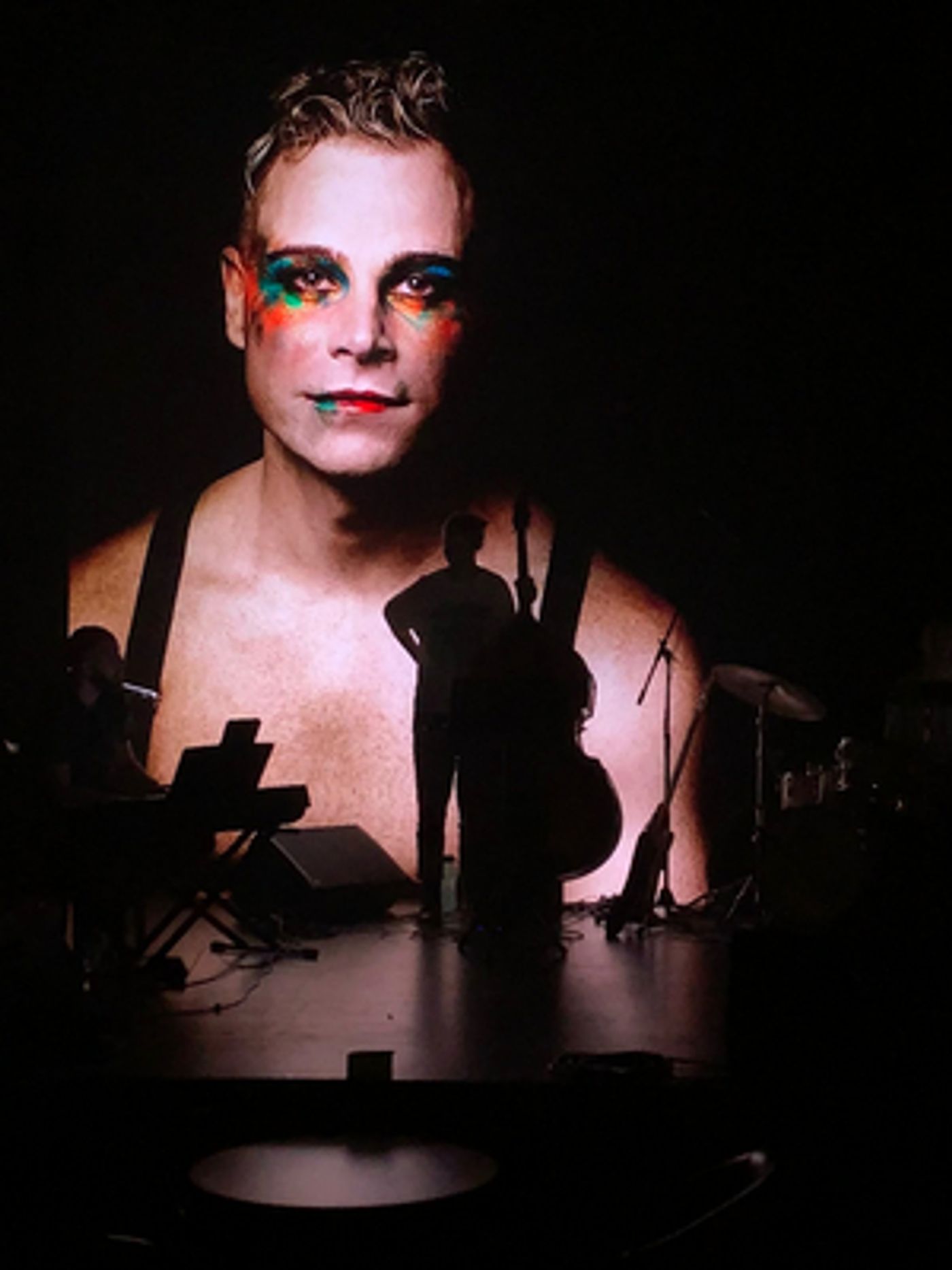 Vincent Hooper Returns to Perth With One Night Only Concert at Planet Royale  Image