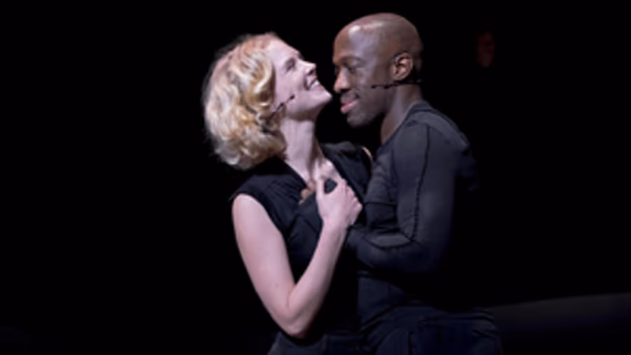 Review Roundup: What Did the Critics Think of Clint Dyer's OTHELLO? Image