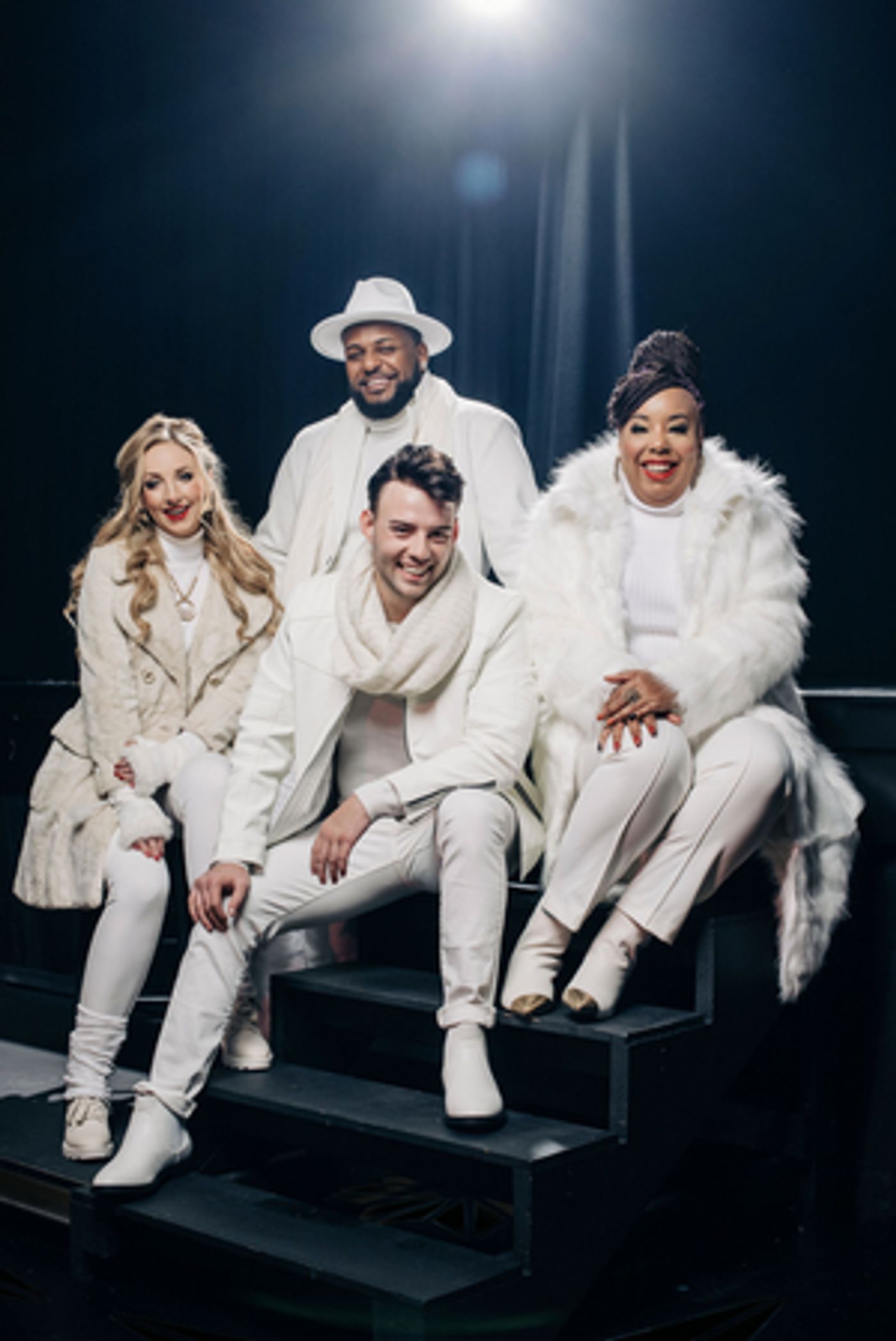 Review: ILLUMINATION Shines Bright at Prima  Image