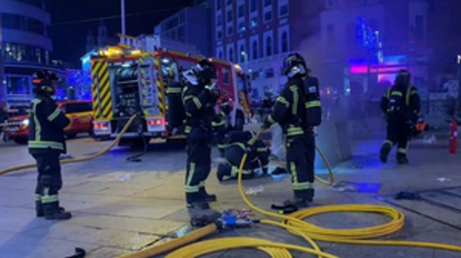 Un Incendio Afecta a Varias Funciones de la Gran Vía Image
