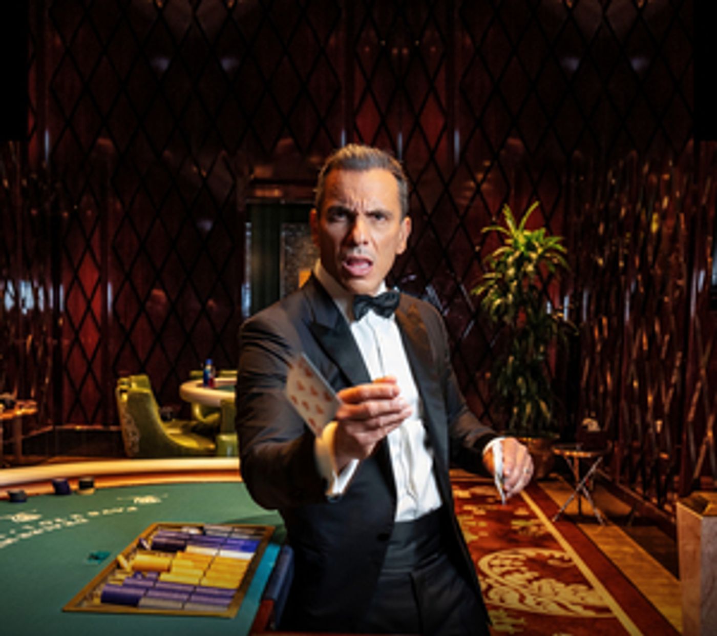 Sebastian Maniscalco Extends Residency at Encore Theater at Wynn Las Vegas  Image