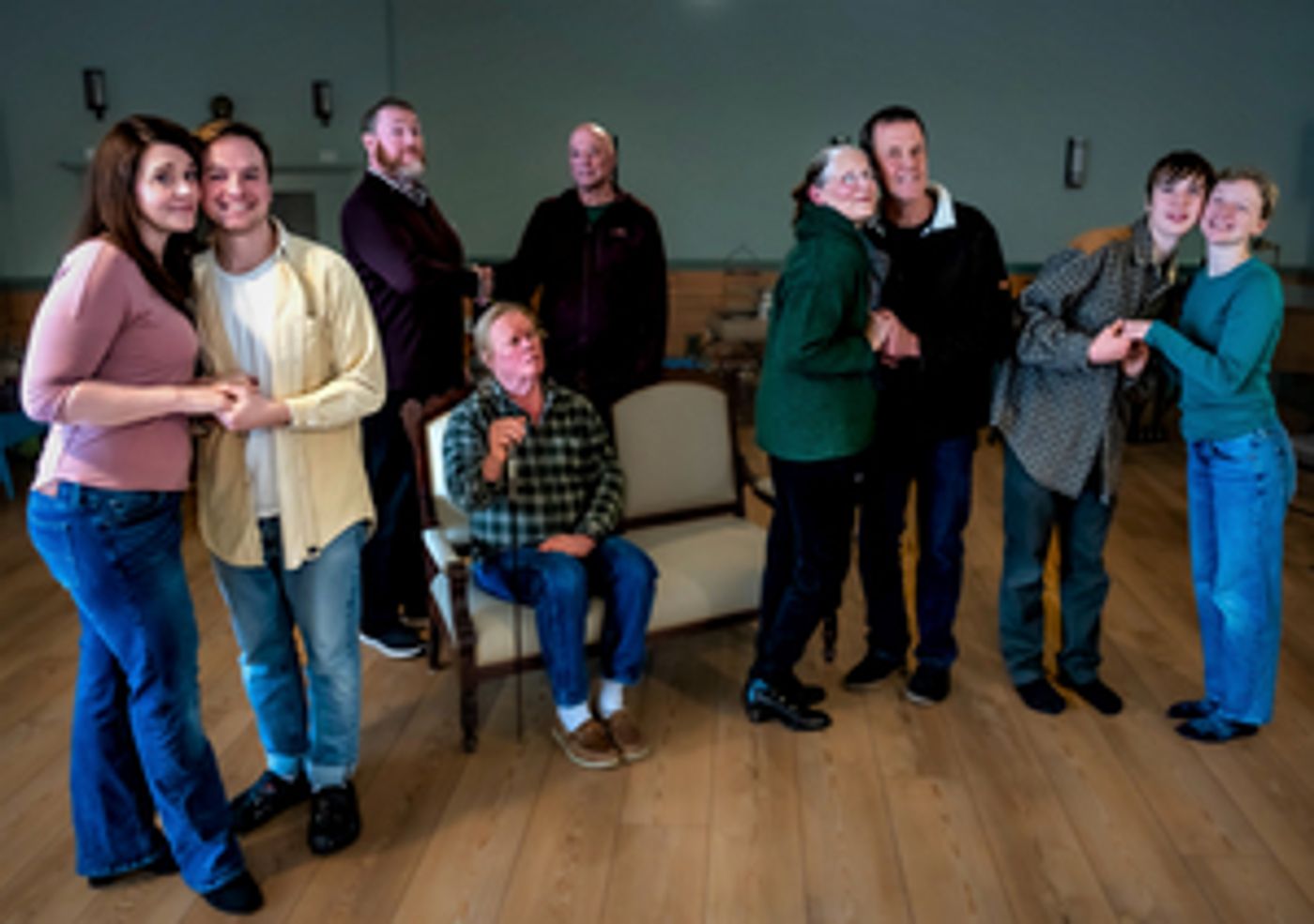 Middlebury Community Players Present THE IMPORTANCE OF BEING EARNEST  Image