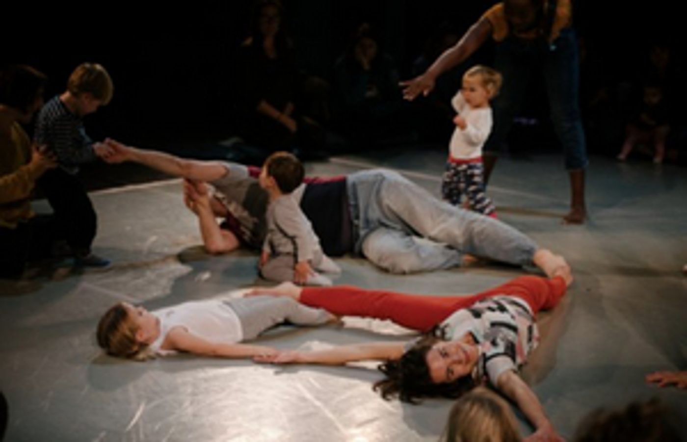 New Dates Announced For Second Hand Dance's WE TOUCH, WE PLAY, WE DANCE in the UK and Internationally This Spring  Image