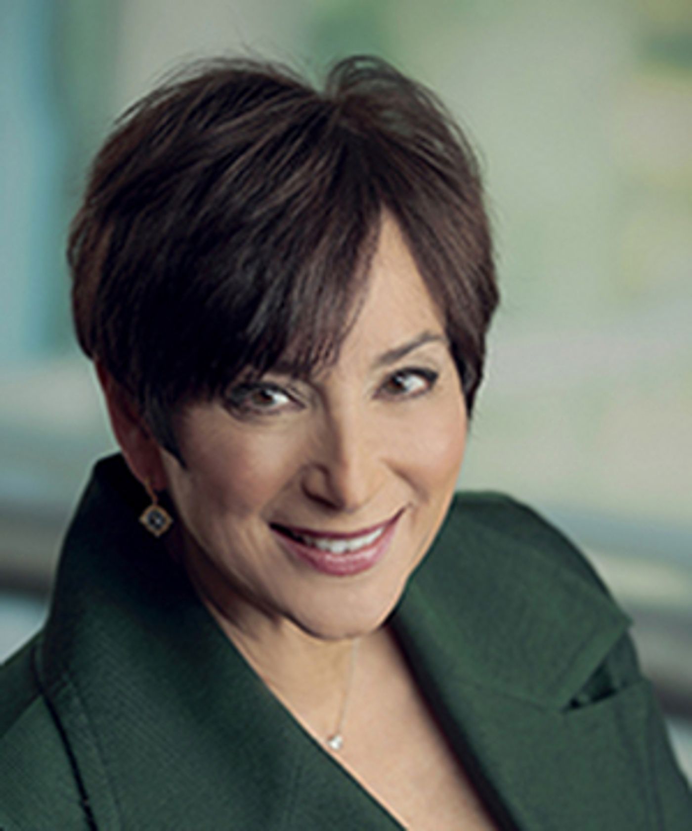 Lyric Opera of Kansas City's Deborah Sandler Kemper Named Among 2022 Top Professionals of the Year  Image