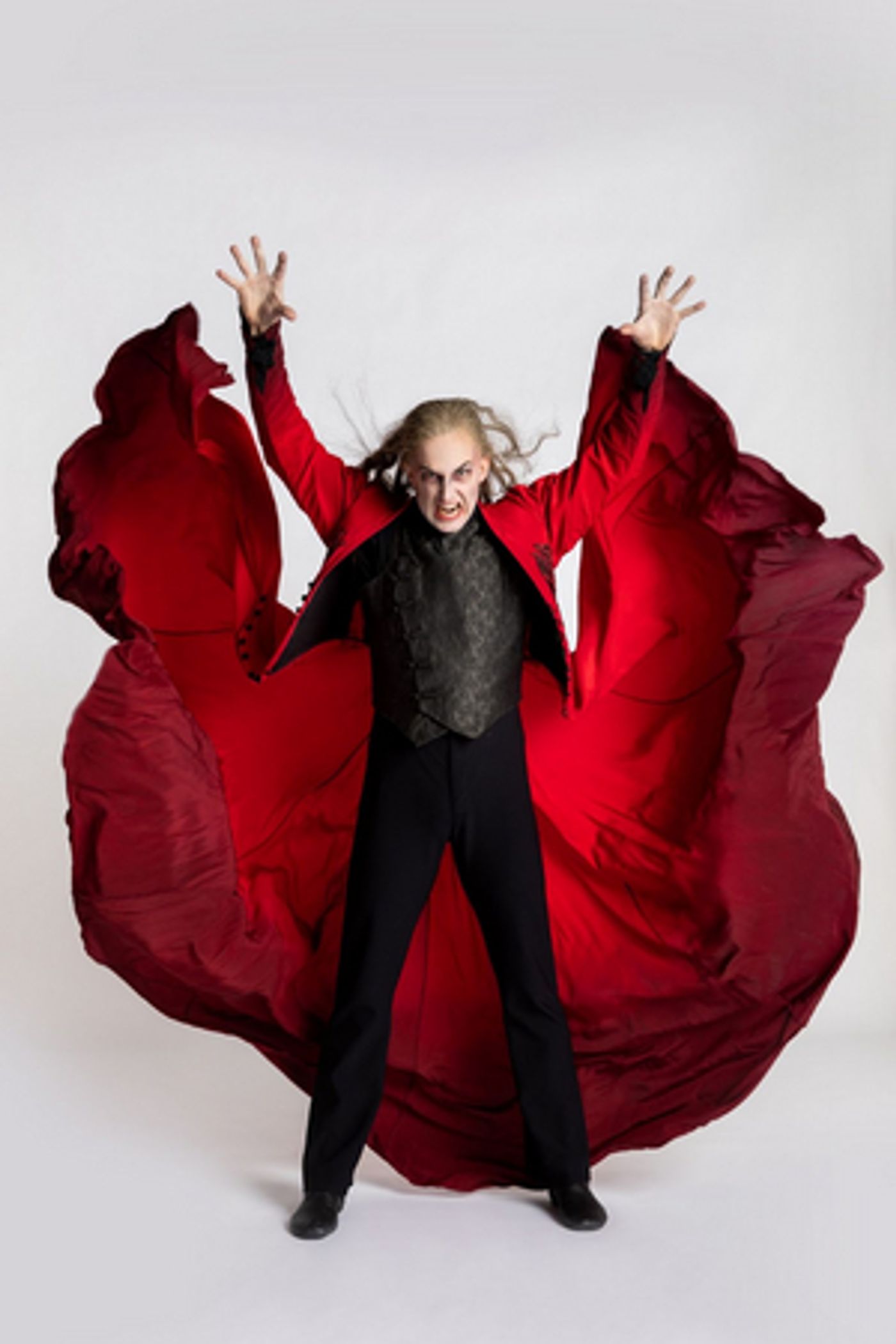 Pittsburgh Ballet Theatre's DRACULA Opens Next Week  Image