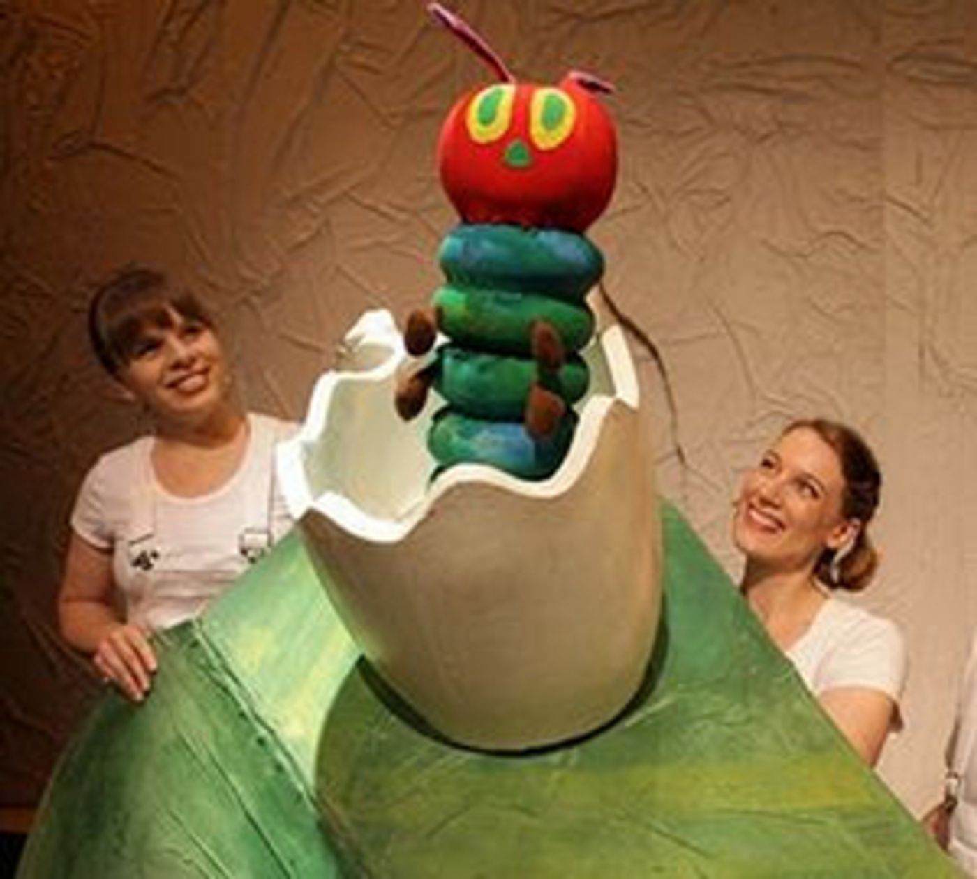 THE VERY HUNGRY CATERPILLAR SHOW Comes to QPAC in April  Image