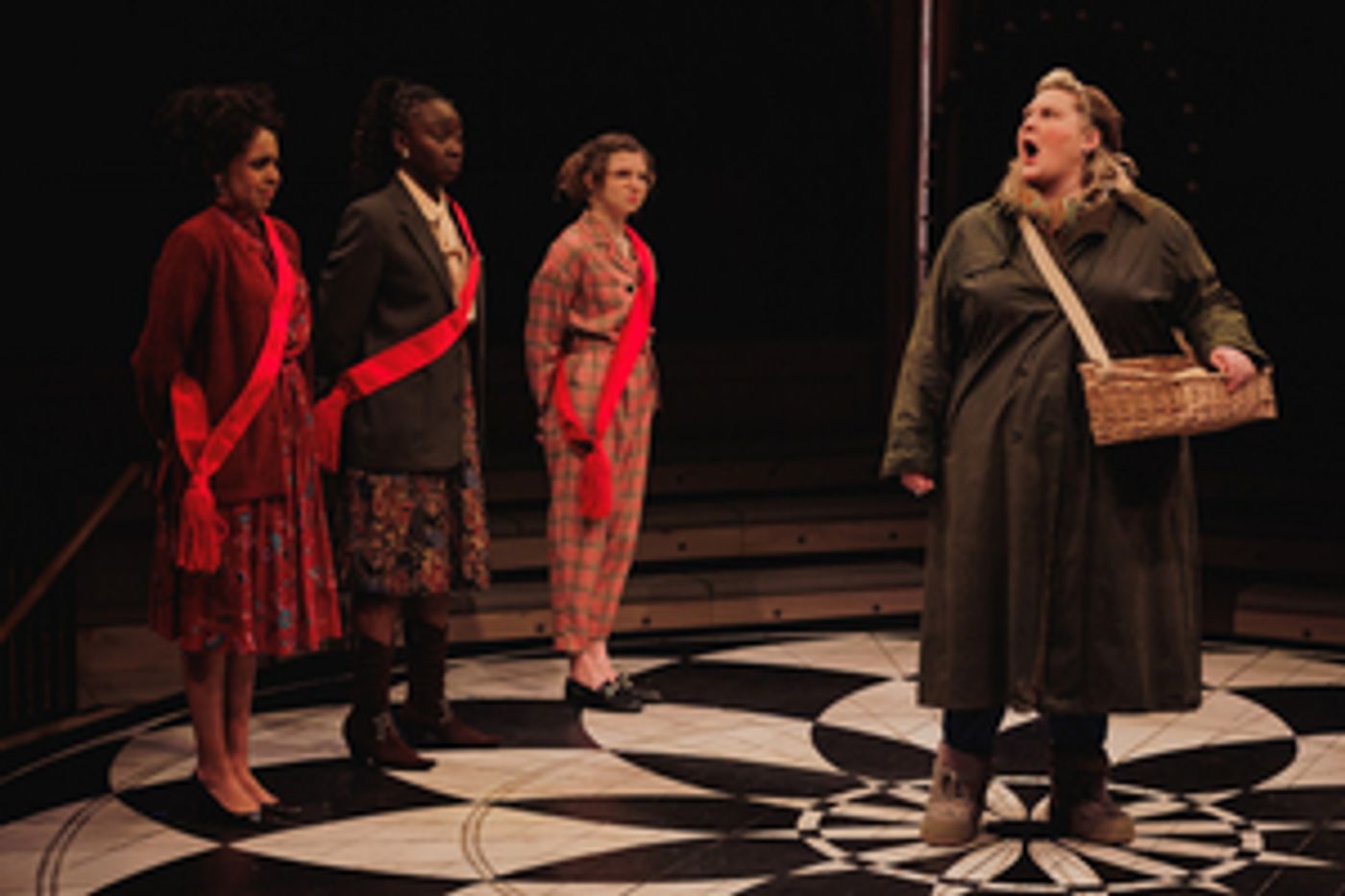 THE COMEDY OF ERRORS (MORE OR LESS) Comes to Scarborough's Stephen Joseph Theatre  Image