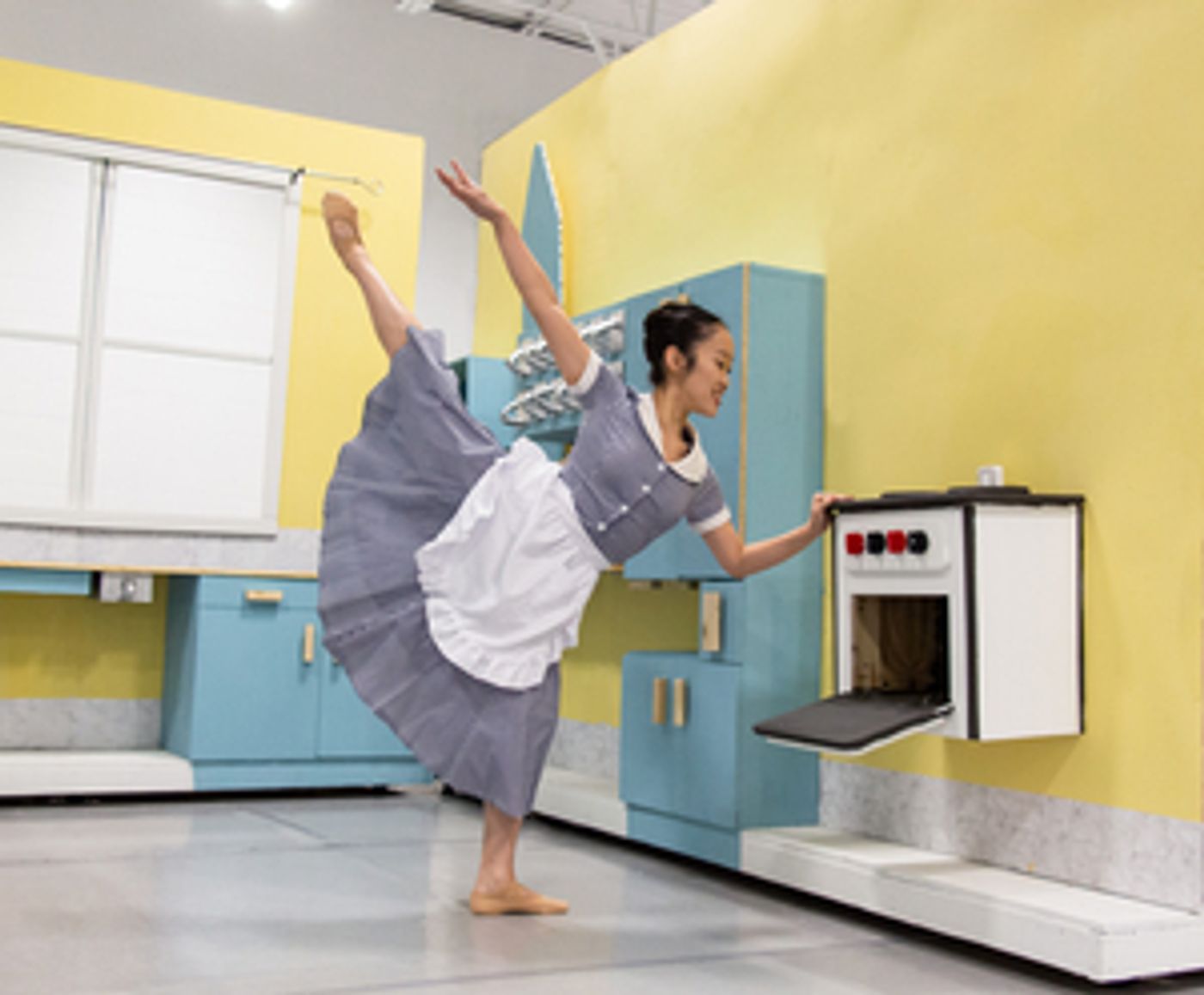 New Ballet KITCHEN DANCE Explores Women's Evolving Domestic Duties  Image