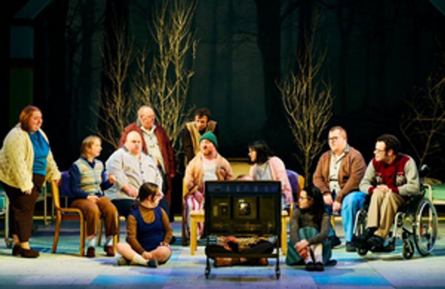 Review: CASTLE LENNOX, Lyceum Theatre  Image