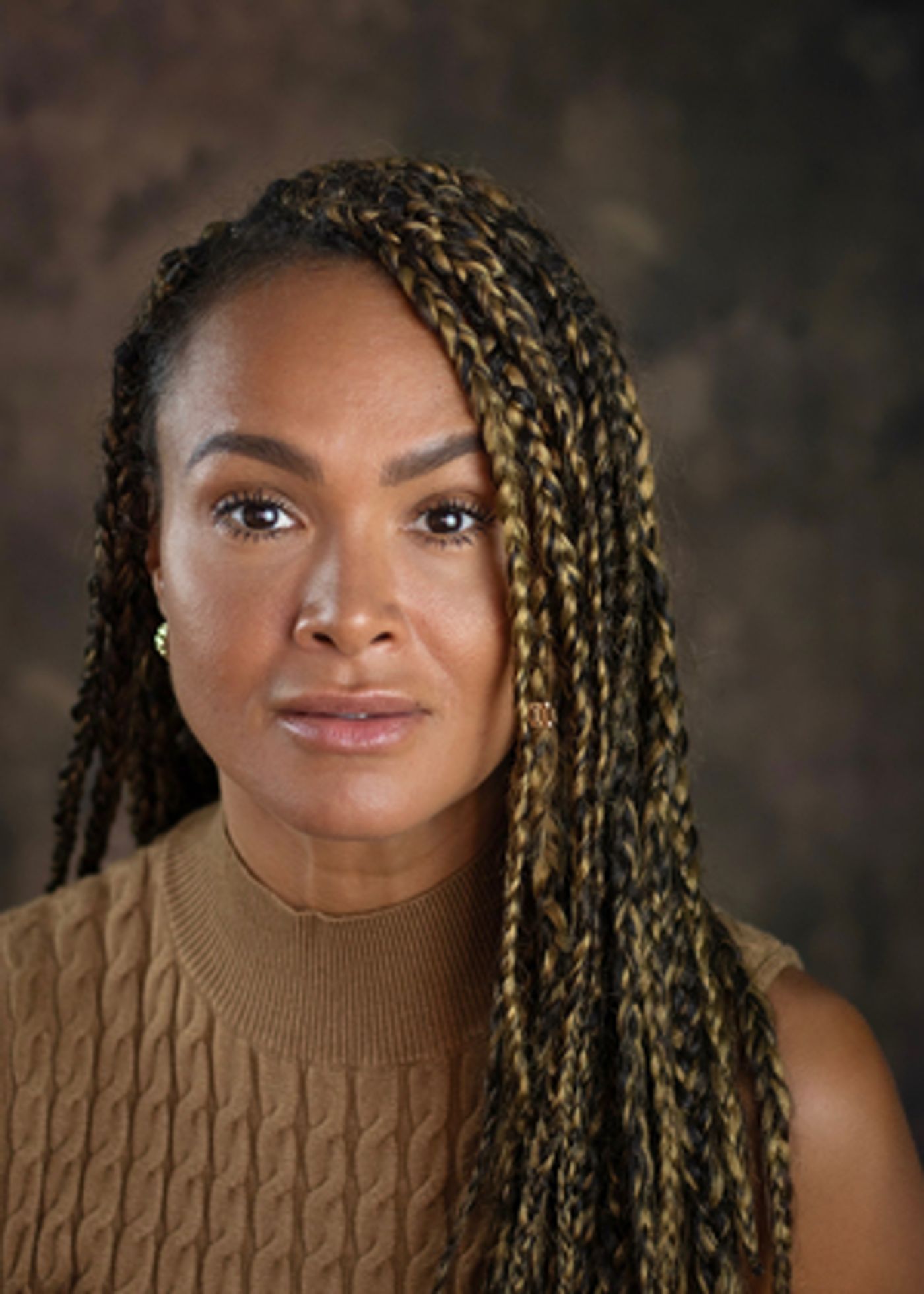 Zoe Birkett Will Lead the UK Tour of THE BODYGUARD  Image