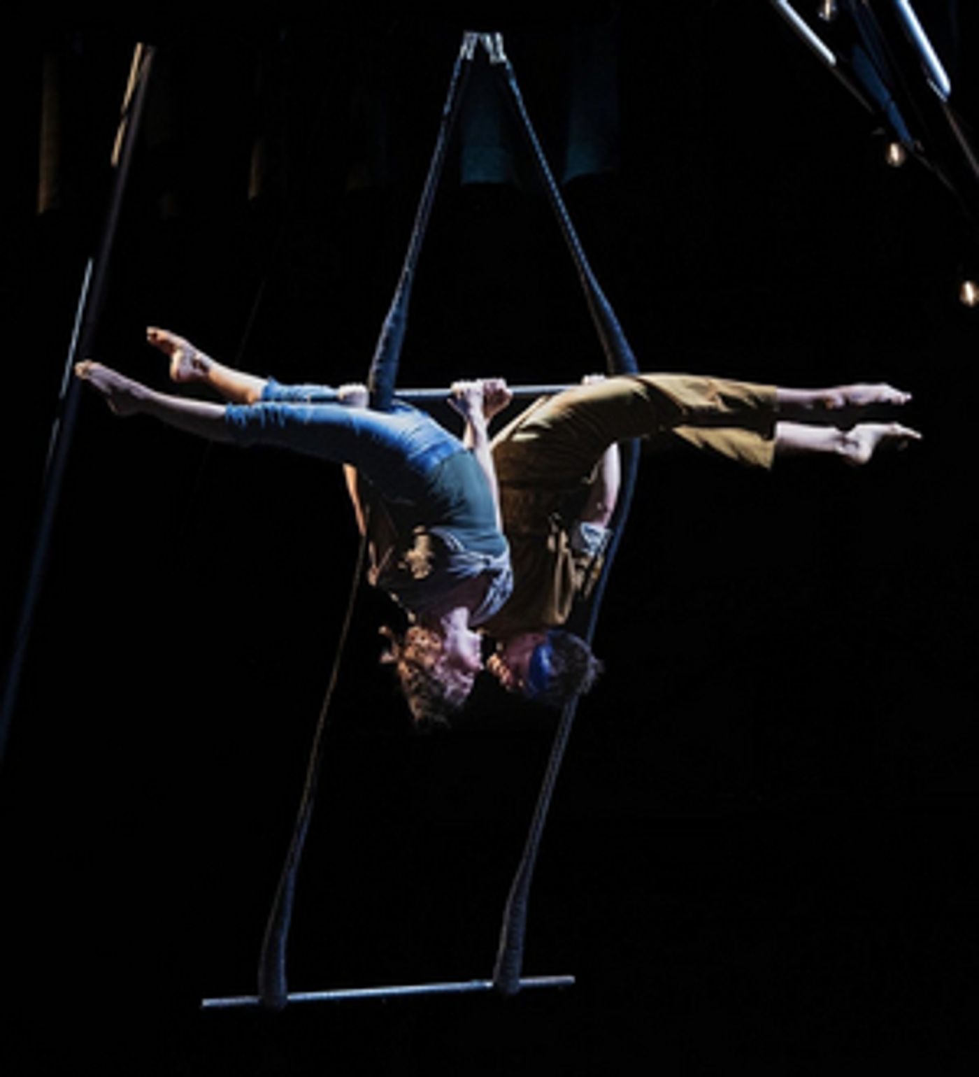 Cirque Us National Tour Brings ONE MAN'S TRASH: A Repurposed Circus To Philadelphia  Image
