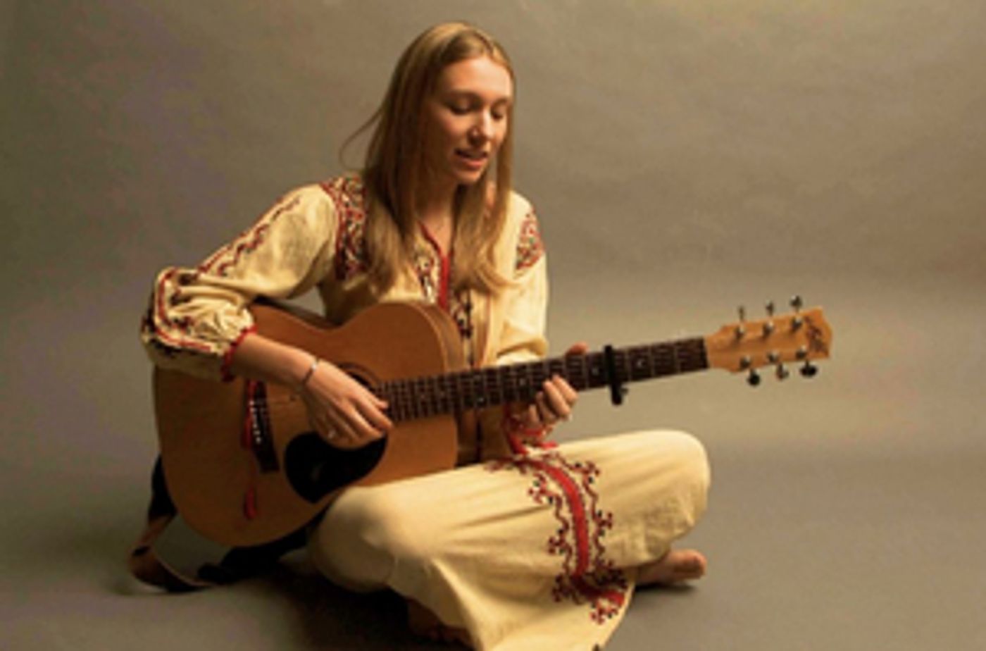 Rainee Blake's TAKE ME AS I AM: A JONI MITCHELL TRIBUTE Comes to the Fringe  Image
