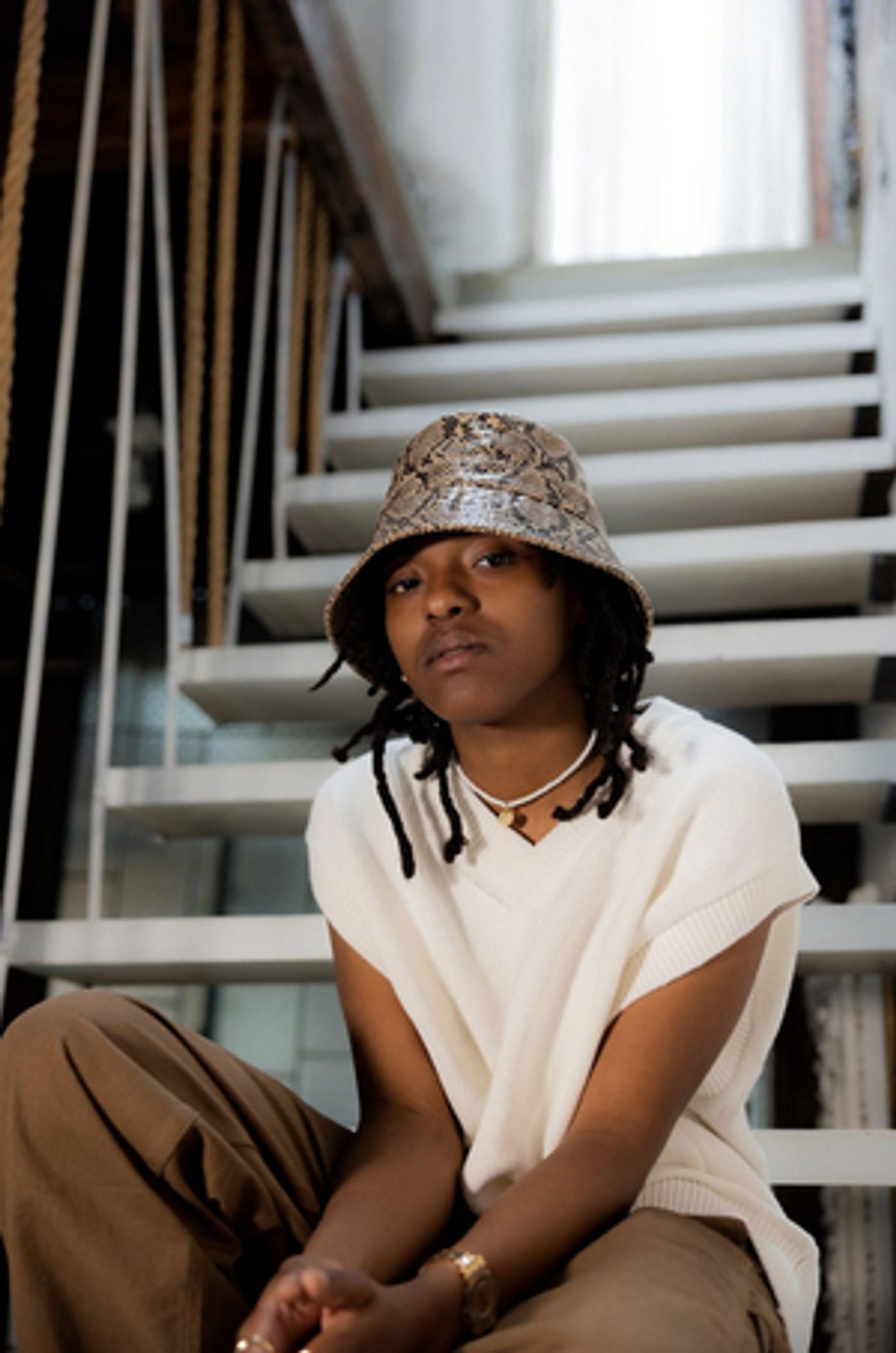 Video: Kenya Vaun Drops Vibrant New 'Summer' Music Video  Image